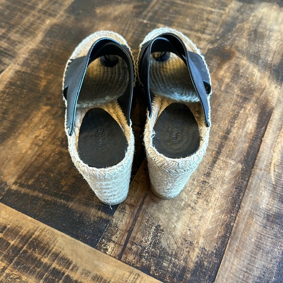 VINCE Black Leather Crossover Toe Strap Espadrilles - Picture 7 of 12